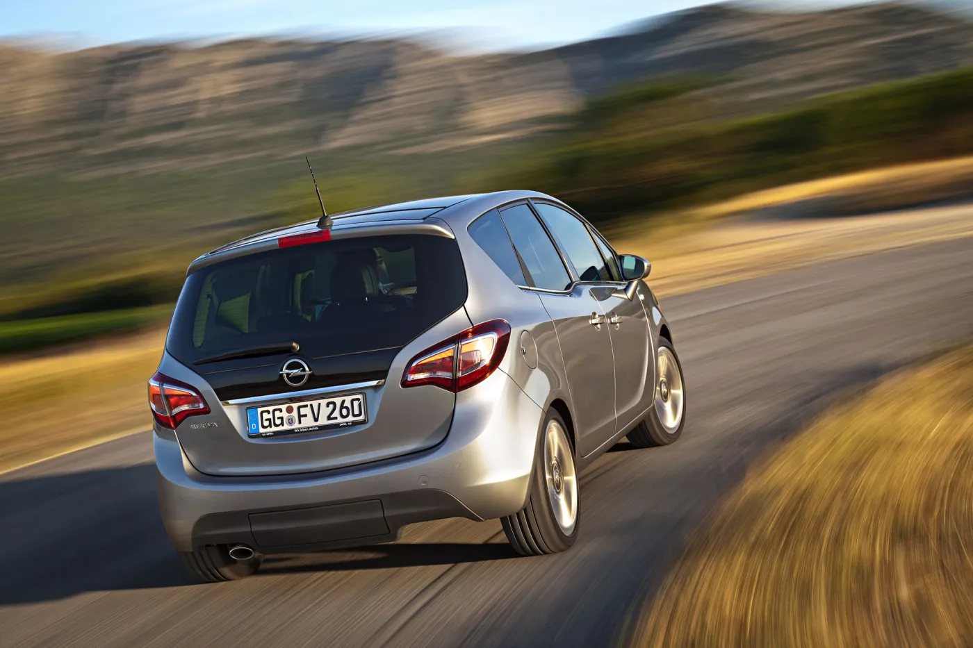 5499283-opel-meriva-van-z-niemiec.jpg