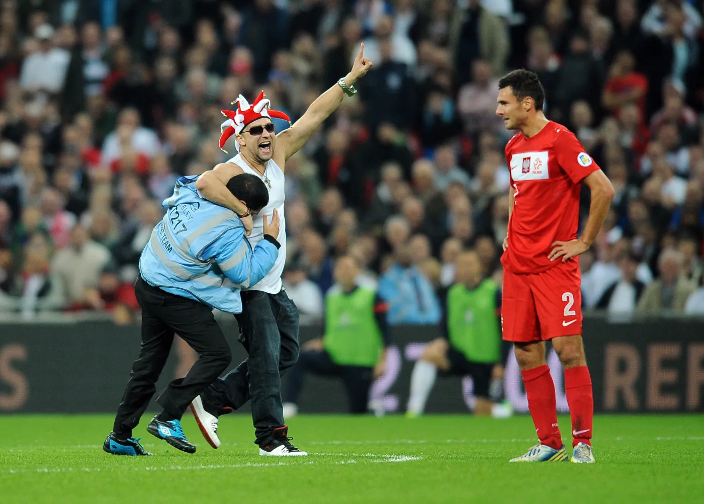 5525451-polscy-kibice-na-wembley.jpg
