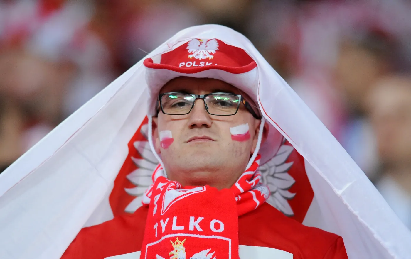 5525625-polscy-kibice-na-wembley.jpg