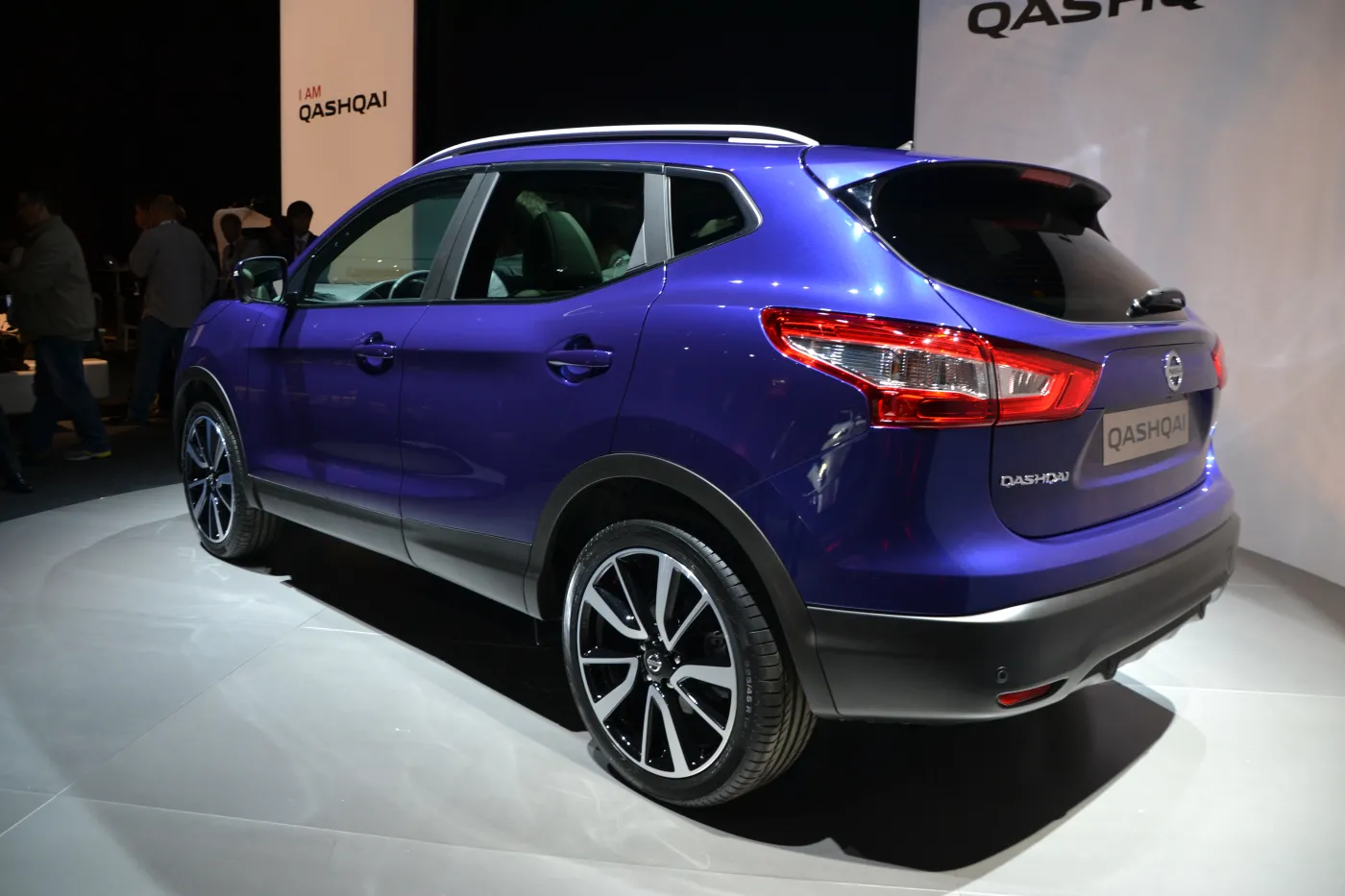 5611253-nissan-qashqai-fot-p-6.jpg