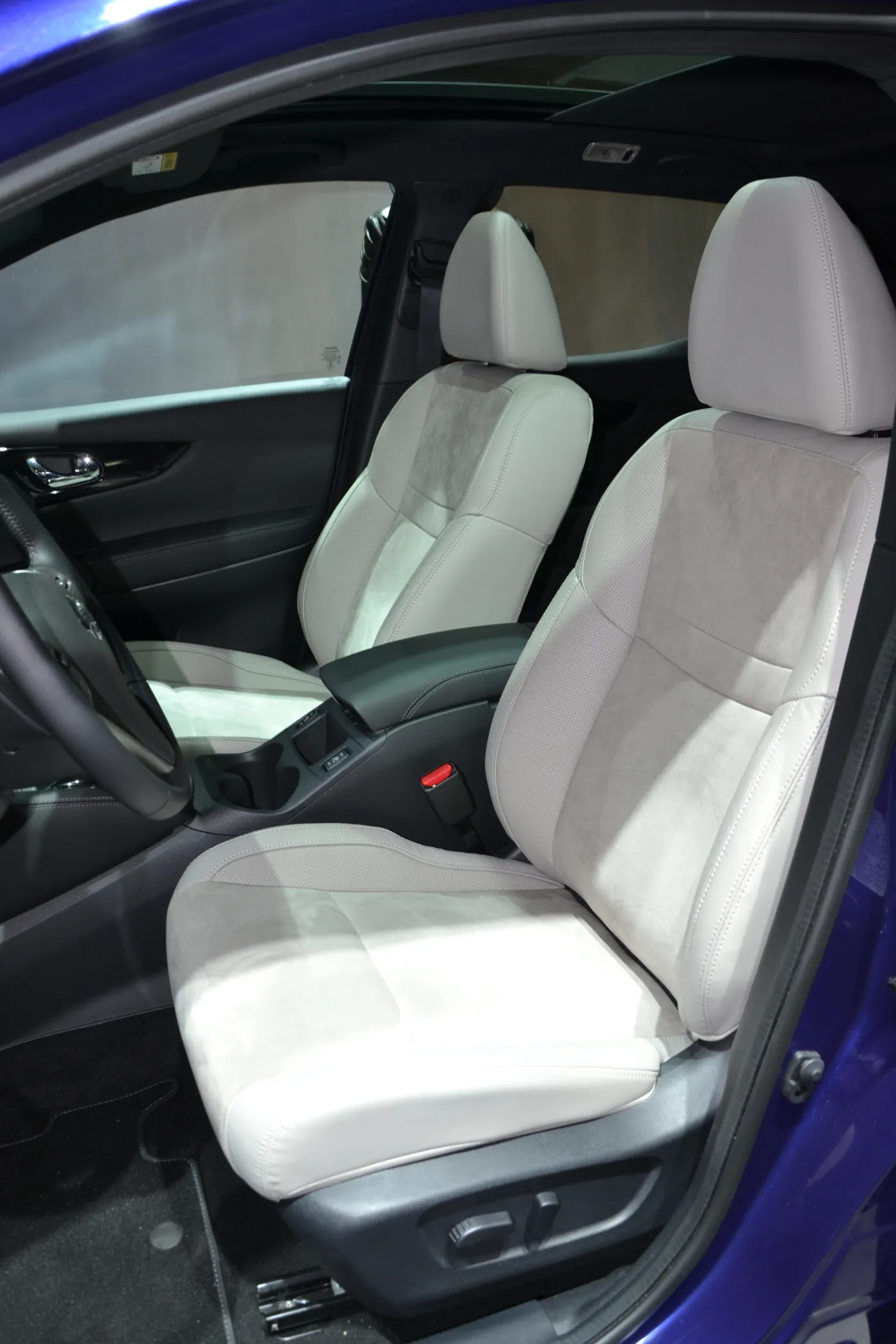 5611282-nissan-qashqai-fot-p-7.jpg