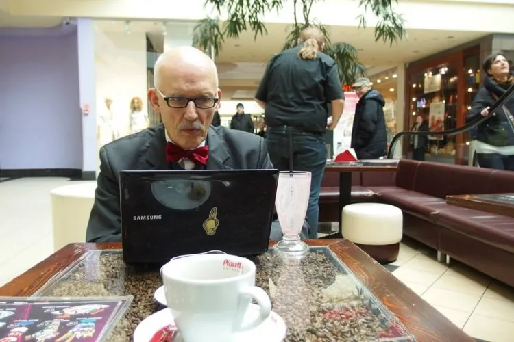 6141281-janusz-korwin-mikke-fot.jpg