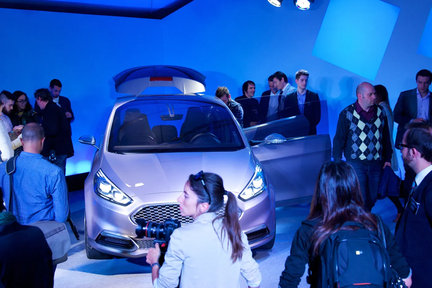 Mercedes ma wielki problem. Zobacz pierwsze zdjęcia - nowy ford S-MAX vignale concept