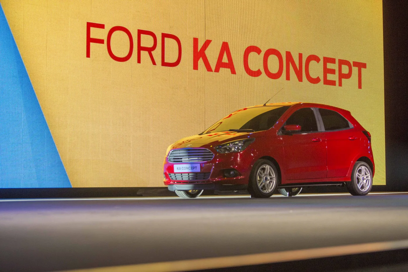 5714311-ford-gofurther2013-035.jpg