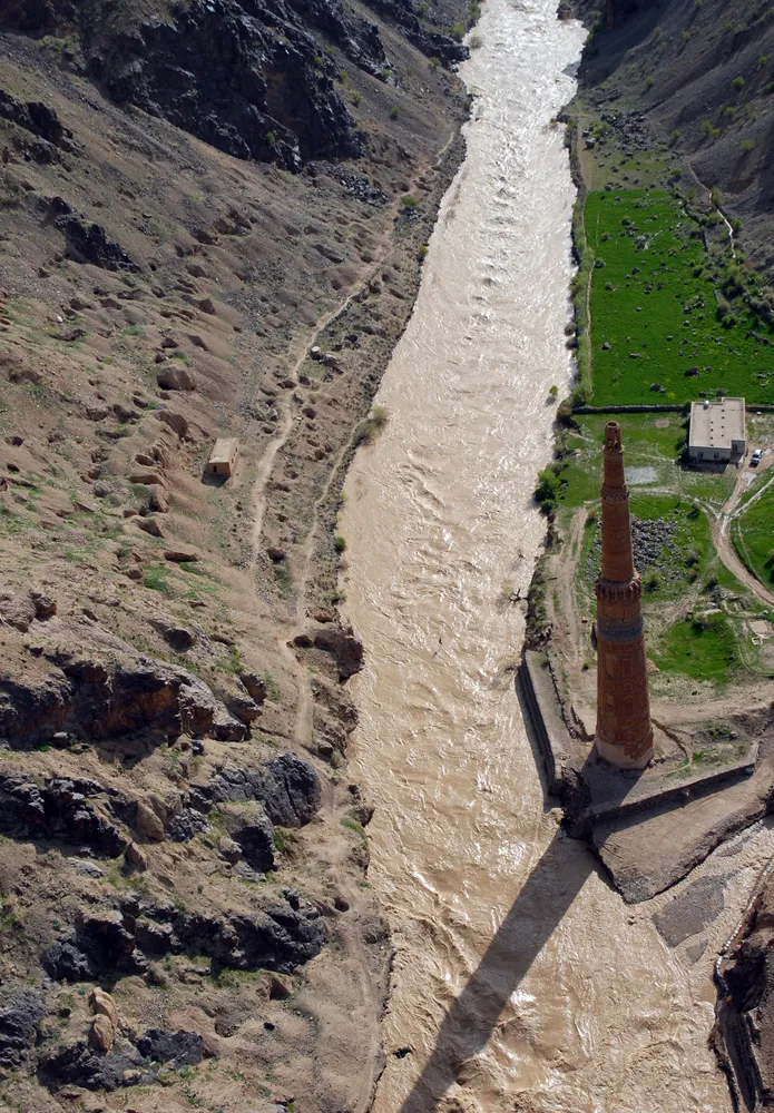 5944263-minaret-jam-afganistan.jpg