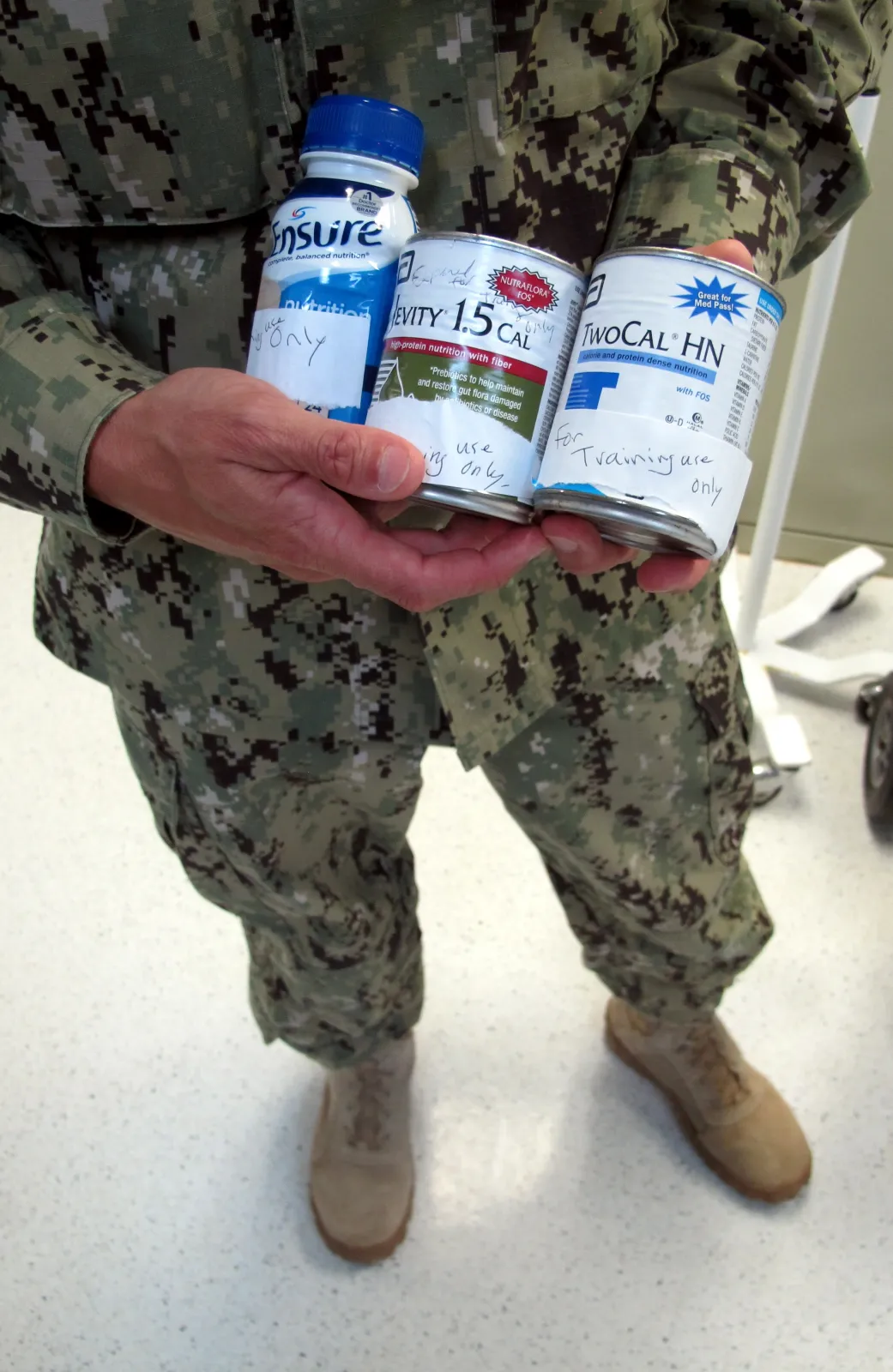 6610974-wiezienie-w-guantanamo.jpg