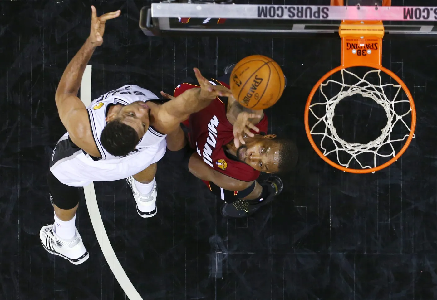 Tim Duncan i Chris Bosh