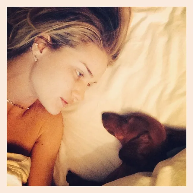6432780-rosie-huntington-whitele.jpg