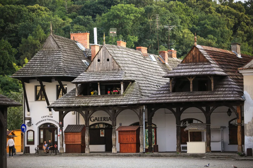 6450558-kazimierz-dolny-nad-wisla.jpg