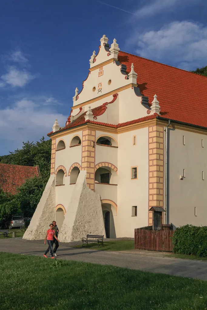 6450153-kazimierz-dolny-nad-wisla.jpg