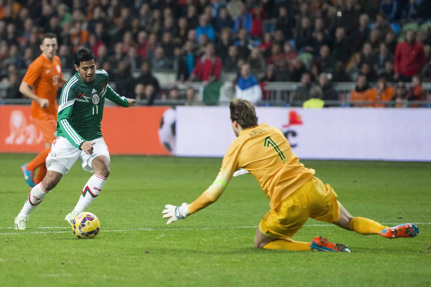 Carlos Vela i Tim Krul