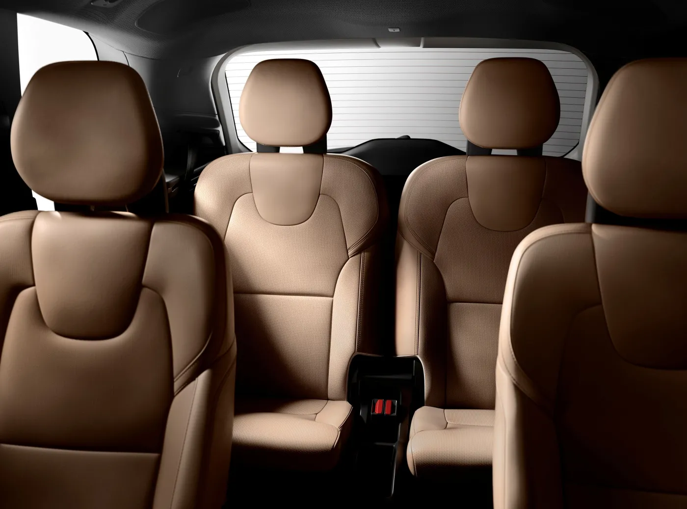 6841814-volvo-xc90-first-edition.jpg