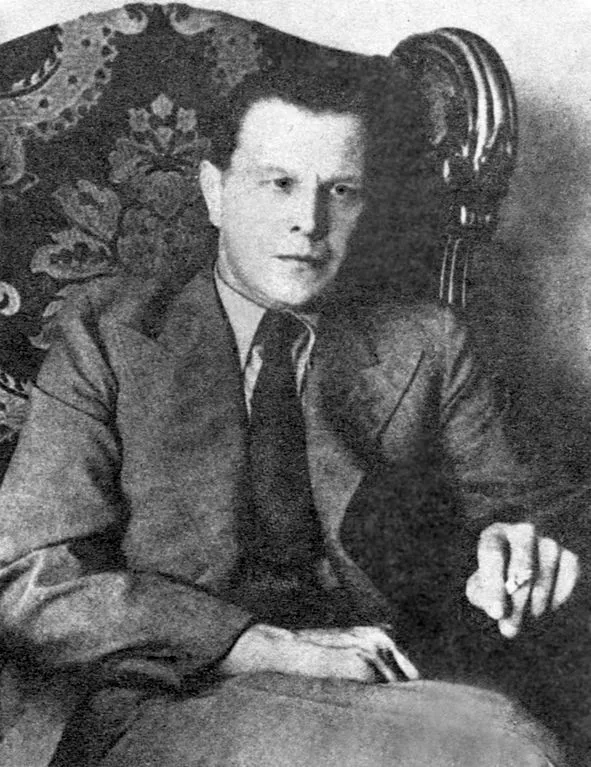 6933750-tadeusz-dolega-mostowicz.jpg