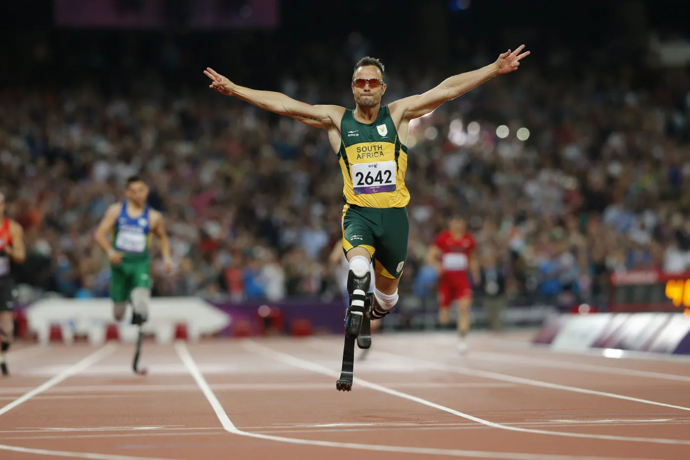 6965264-oskar-pistorius-skazany.jpg