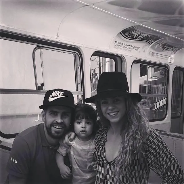 6994530-pique-shakira-i-ich-synek.jpg
