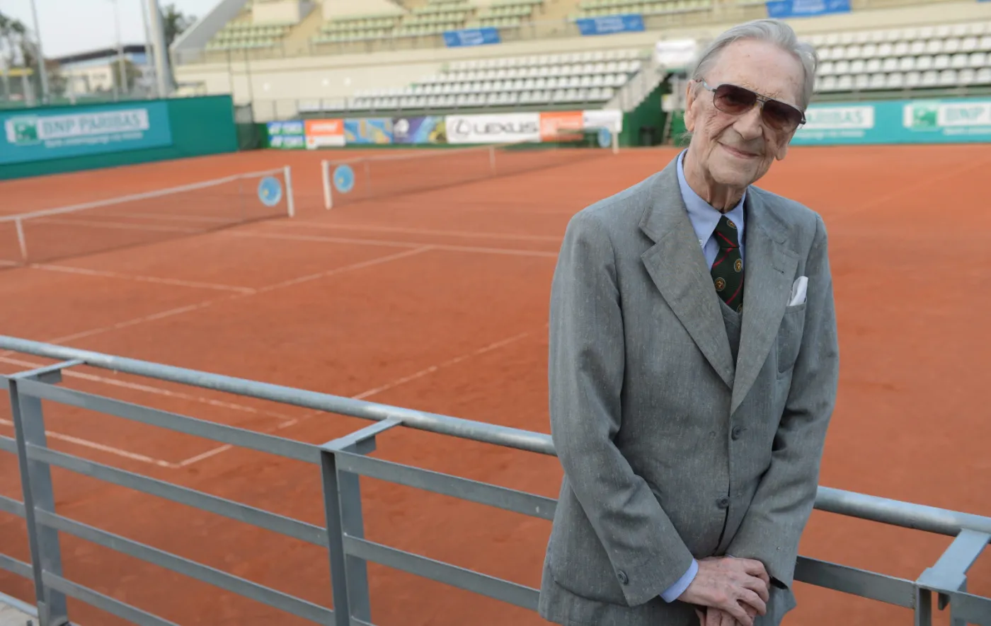 7480748-zmarl-bohdan-tomaszewski.jpg