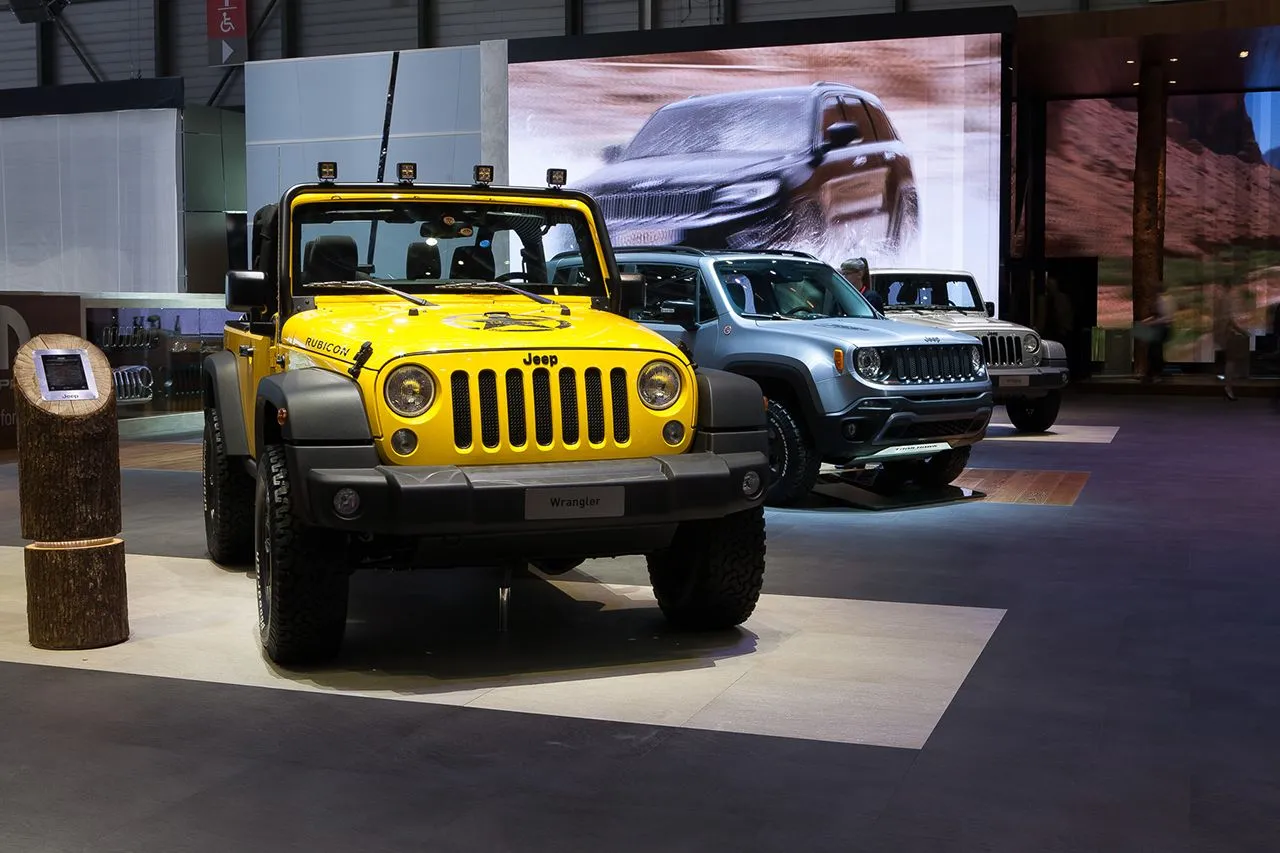 7504193-jeep-renegade-hard-steel.jpg