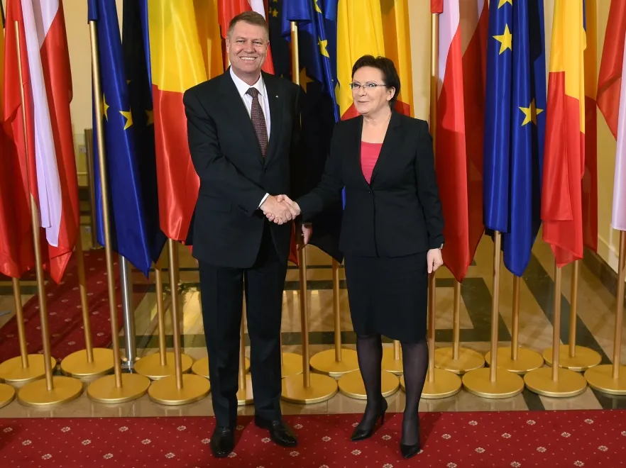 7540147-ewa-kopacz-klaus-iohannis.jpg
