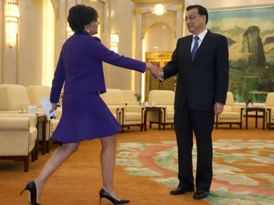7651793-penny-pritzker-li-keqiang.jpg