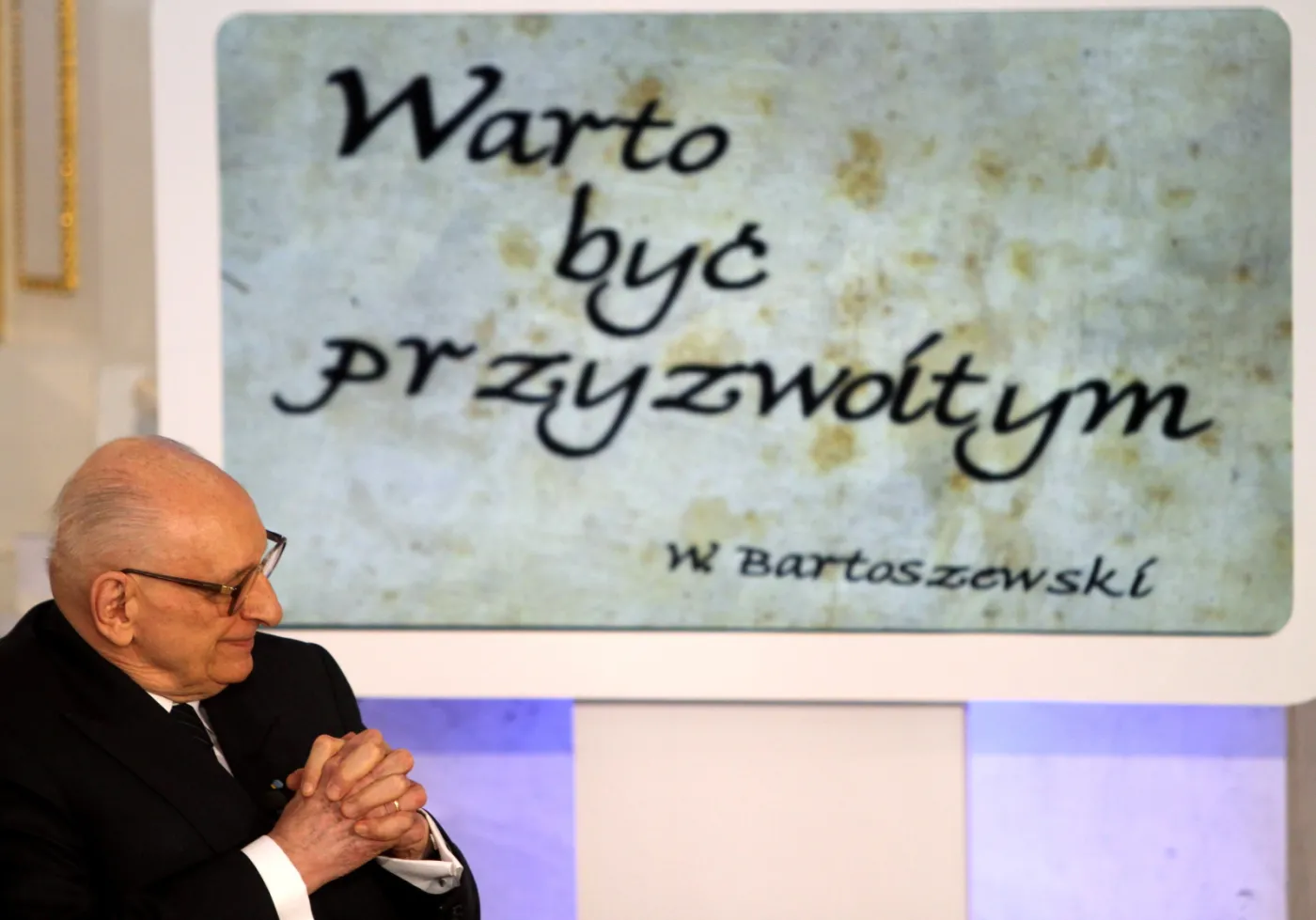 7695108-wladyslaw-bartoszewski.jpg