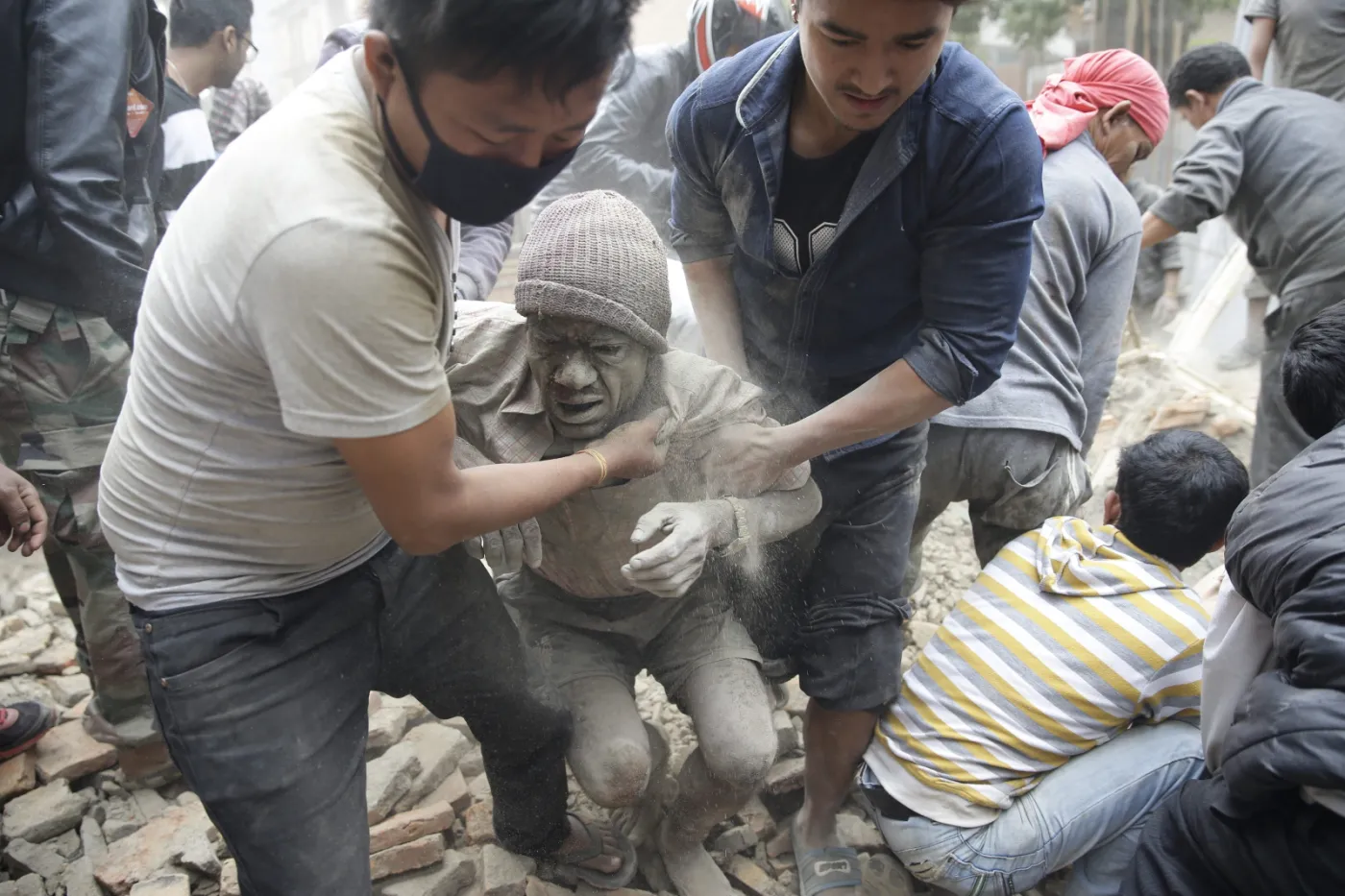 7695942-trzesienie-ziemi-w-nepalu.jpg