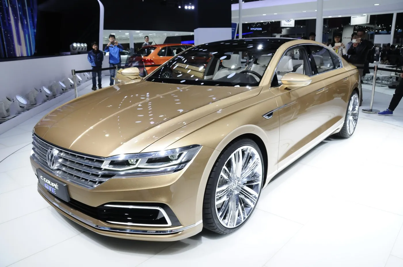 7708493-volkswagen-c-coupe-gte.jpg