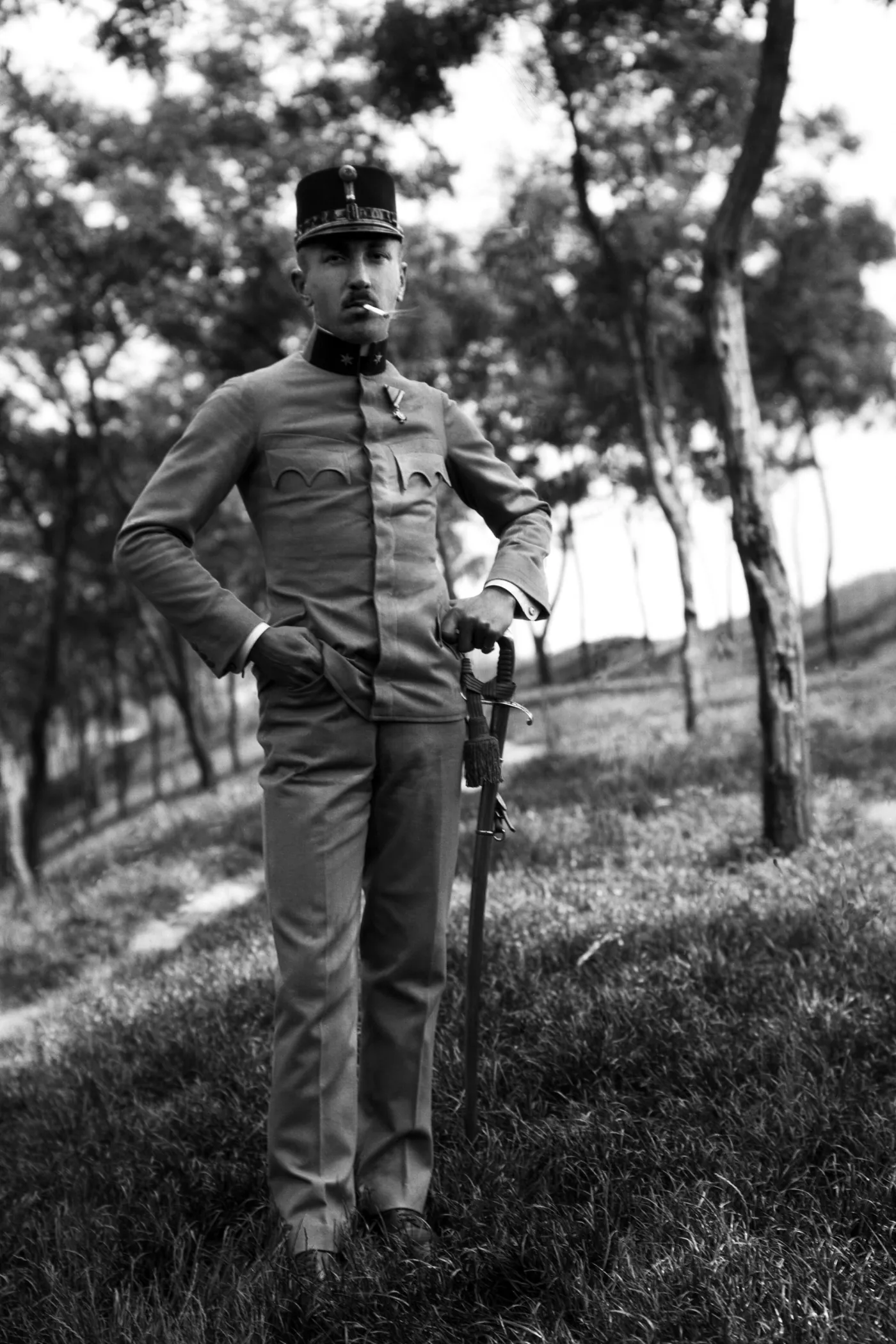 7468620-gustav-bro-portret-okres.jpg