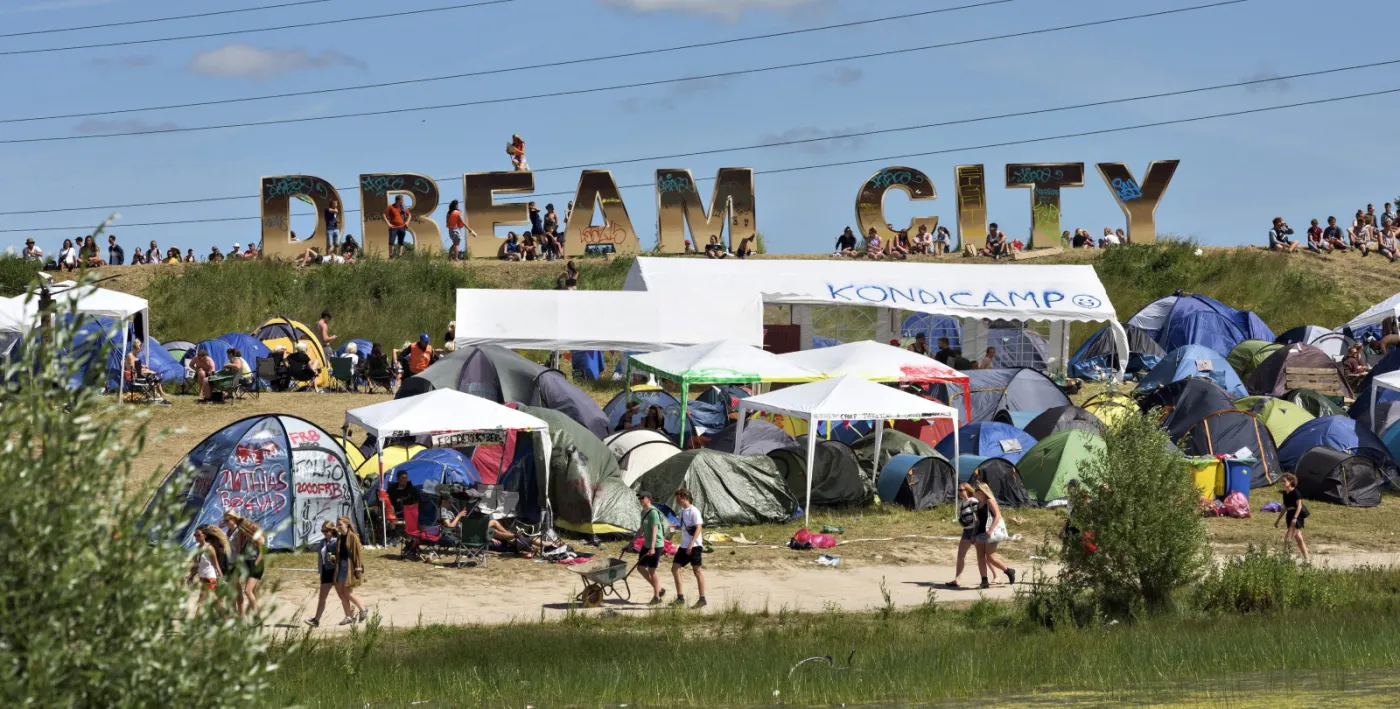 7939610-roskilde-festival-2015.jpg