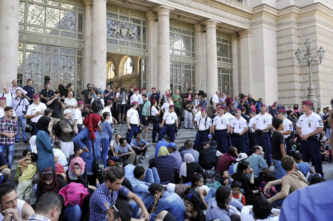 Chaos na dworcu w Budapeszcie. Imigranci zapowiadają protest głodowy