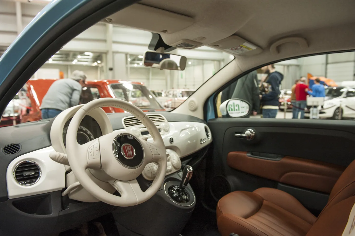 7786714-auto-nostalgia-fiat-04.jpg