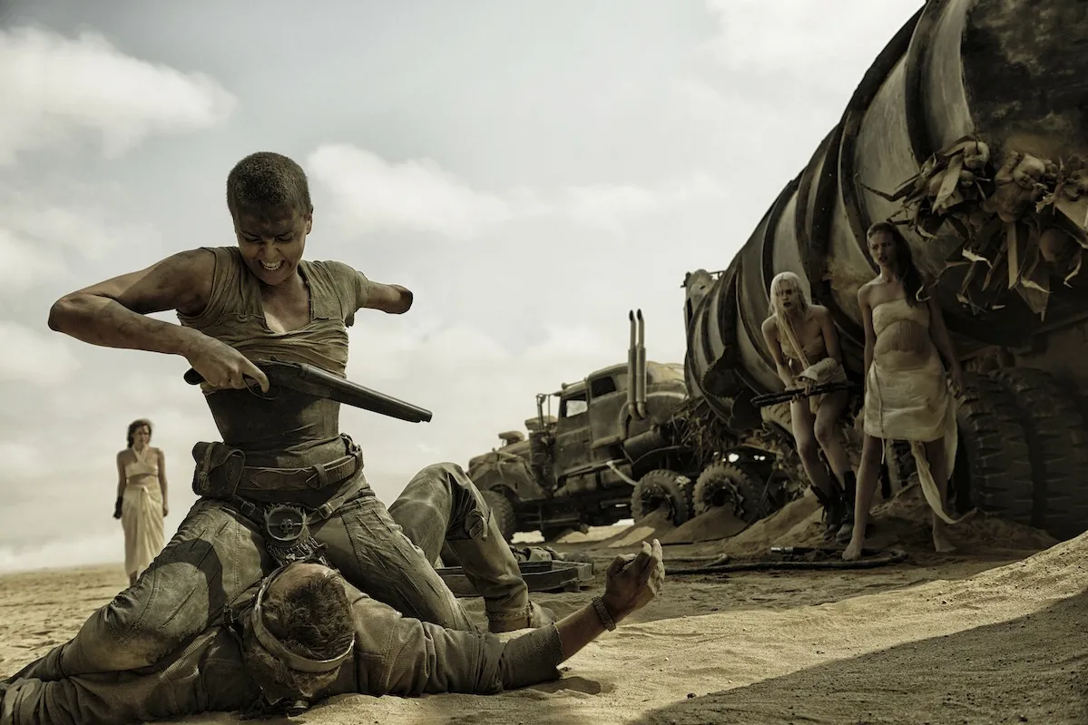 7586075-mad-max-na-drodze-gniewu.jpg
