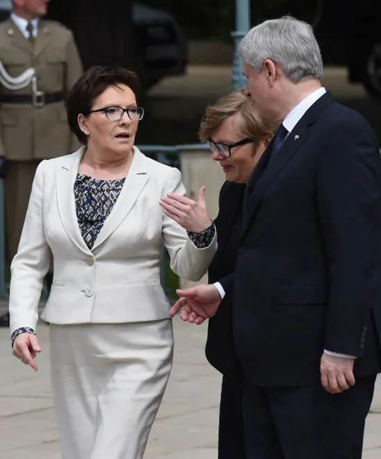 7857151-ewa-kopacz-stephen-harper.jpg