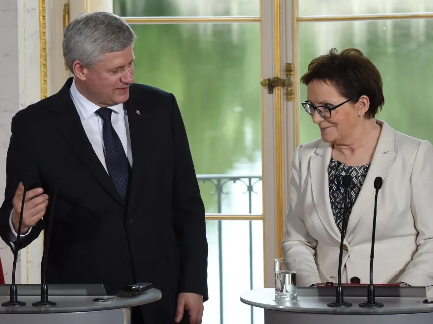 7857205-ewa-kopacz-stephen-harper.jpg