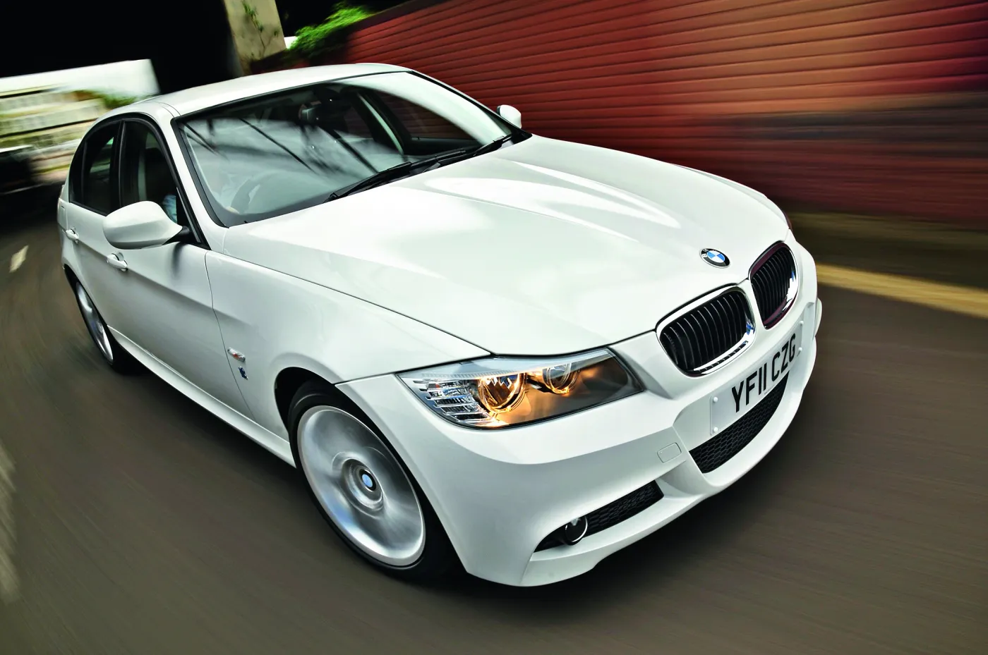 4175978-070811wha-executive-car.jpg