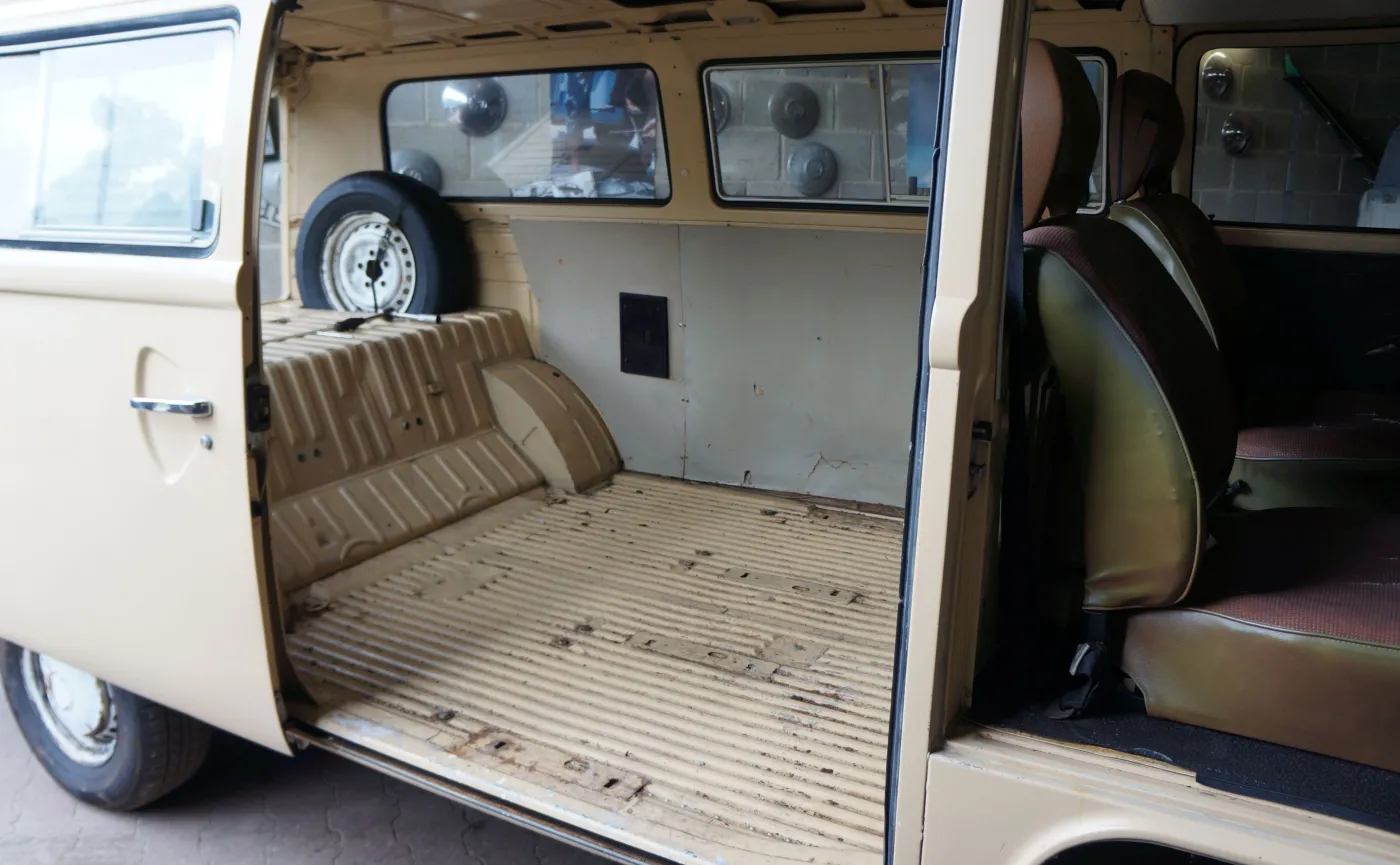 8545305-volkswagen-transporter-t2.jpg