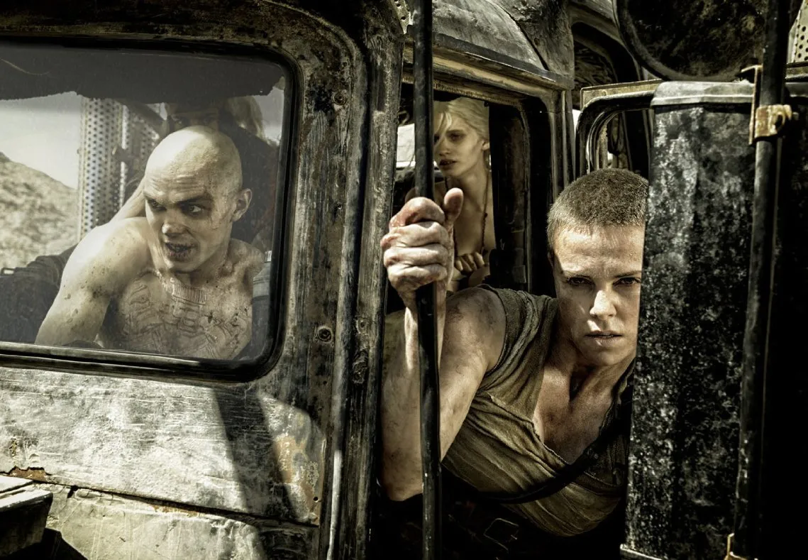 7794113-mad-max-na-drodze-gniewu.jpg