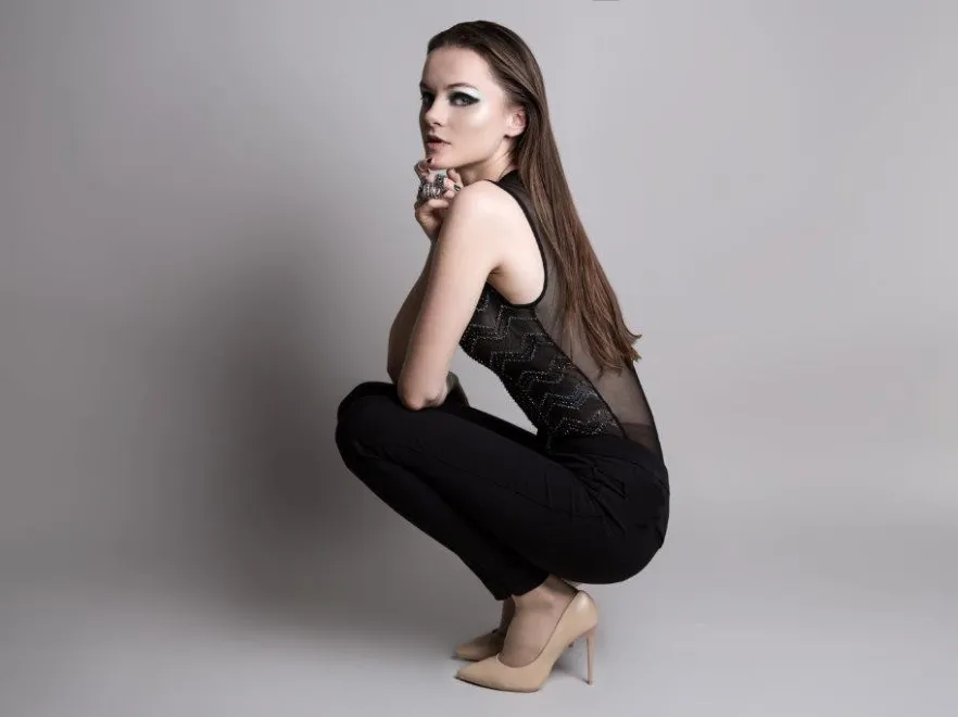 Szpilki to zawsze dobry pomysł: świąteczny lookbook Brilu