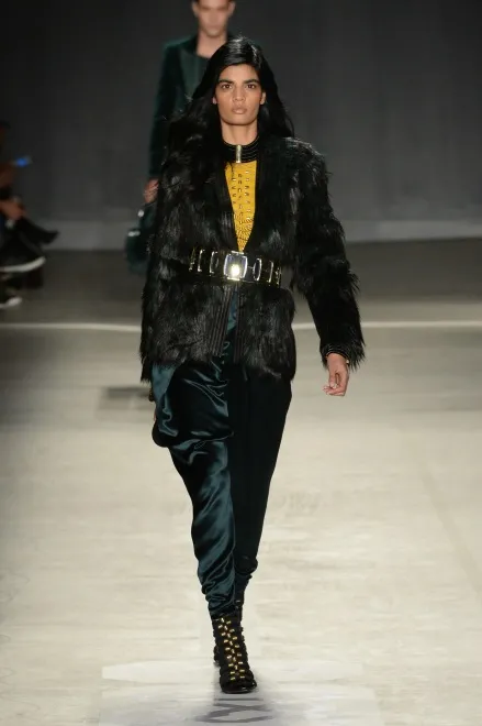 8350233-kolekcja-balmain-x-h-m.jpg