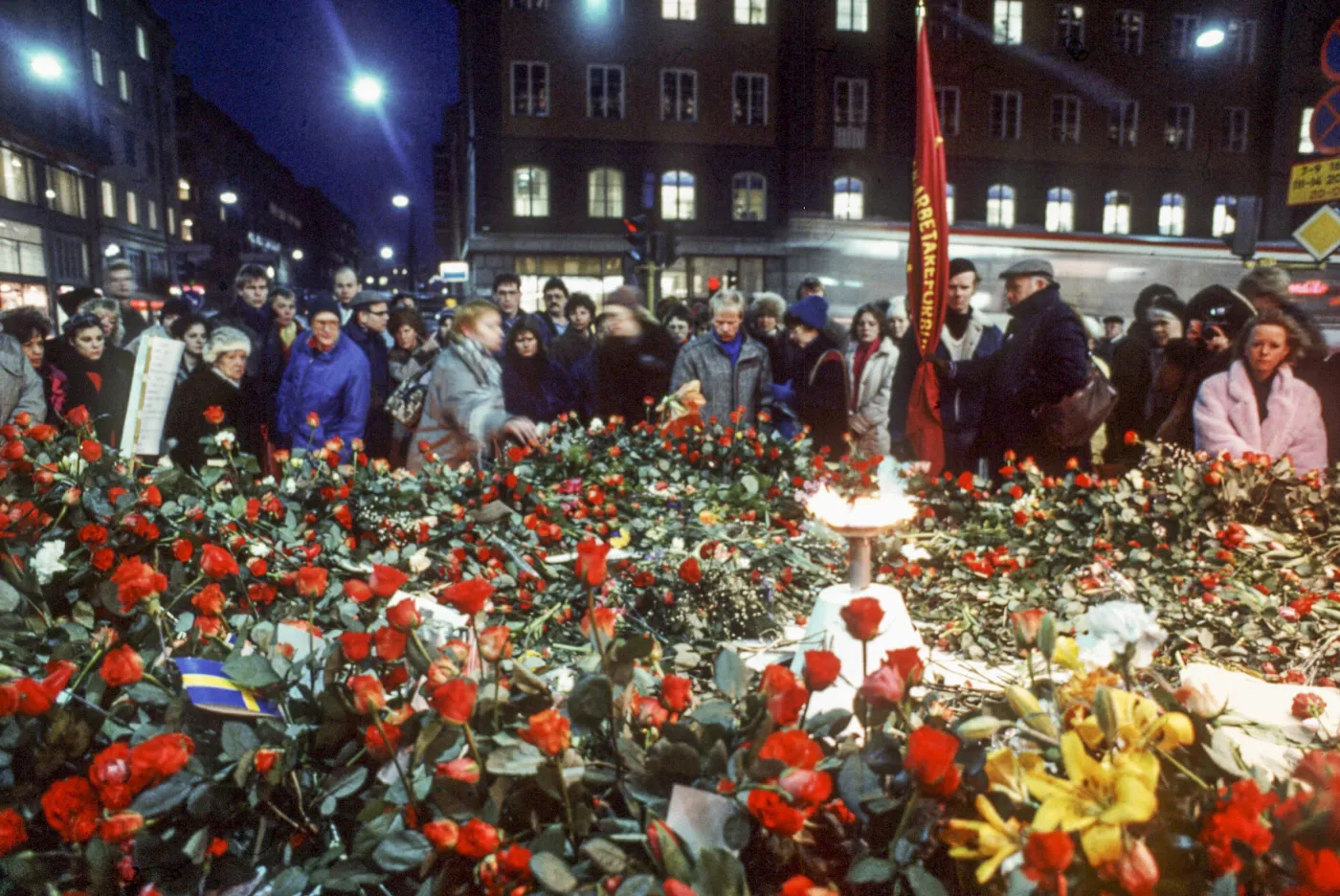 8776247-zabojstwo-olofa-palmego.jpg