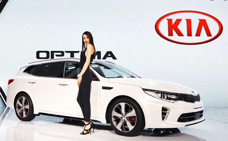 8827233-kia-optima-sportswagon.png