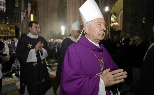 Stolica Apostolska przeciwna obecności apb. Paetza na uroczystościach z okazji rocznicy Chrztu Polski