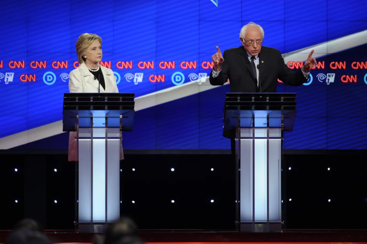 Debata Clinton-Sanders
