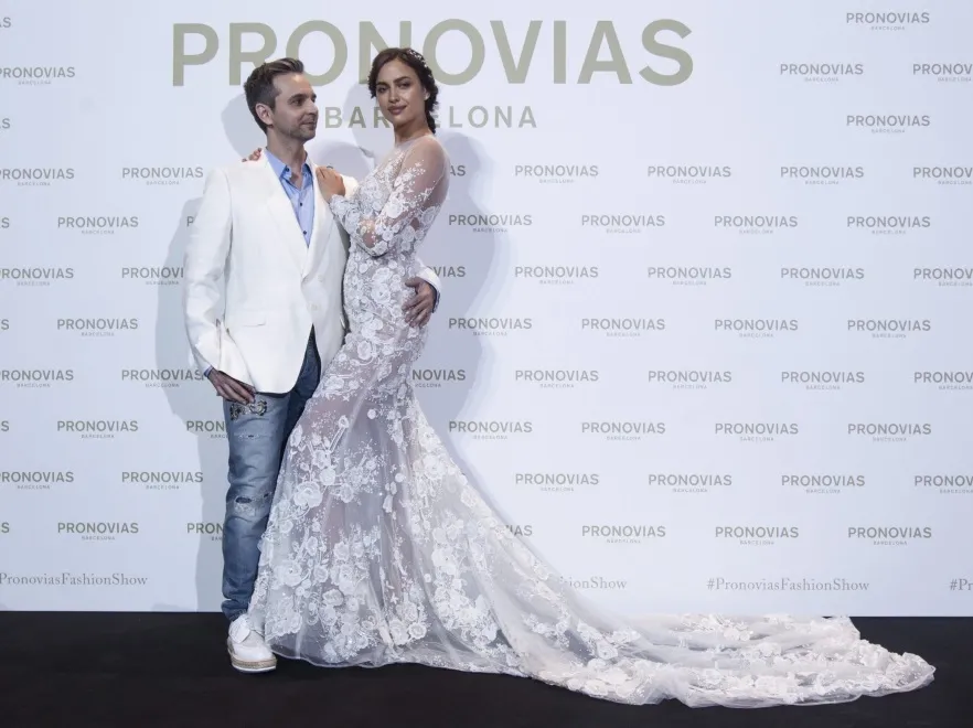 8989688-irina-shayk-herve-moreau.jpg