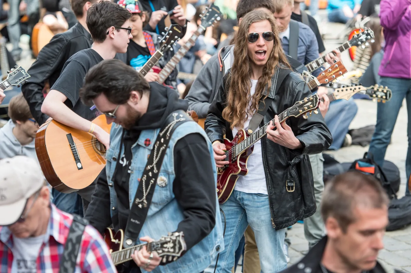 8993331-gitarowy-rekord-guinnessa.jpg