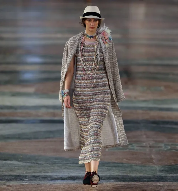 9003720-chanel-resort-2017-kuba.jpg