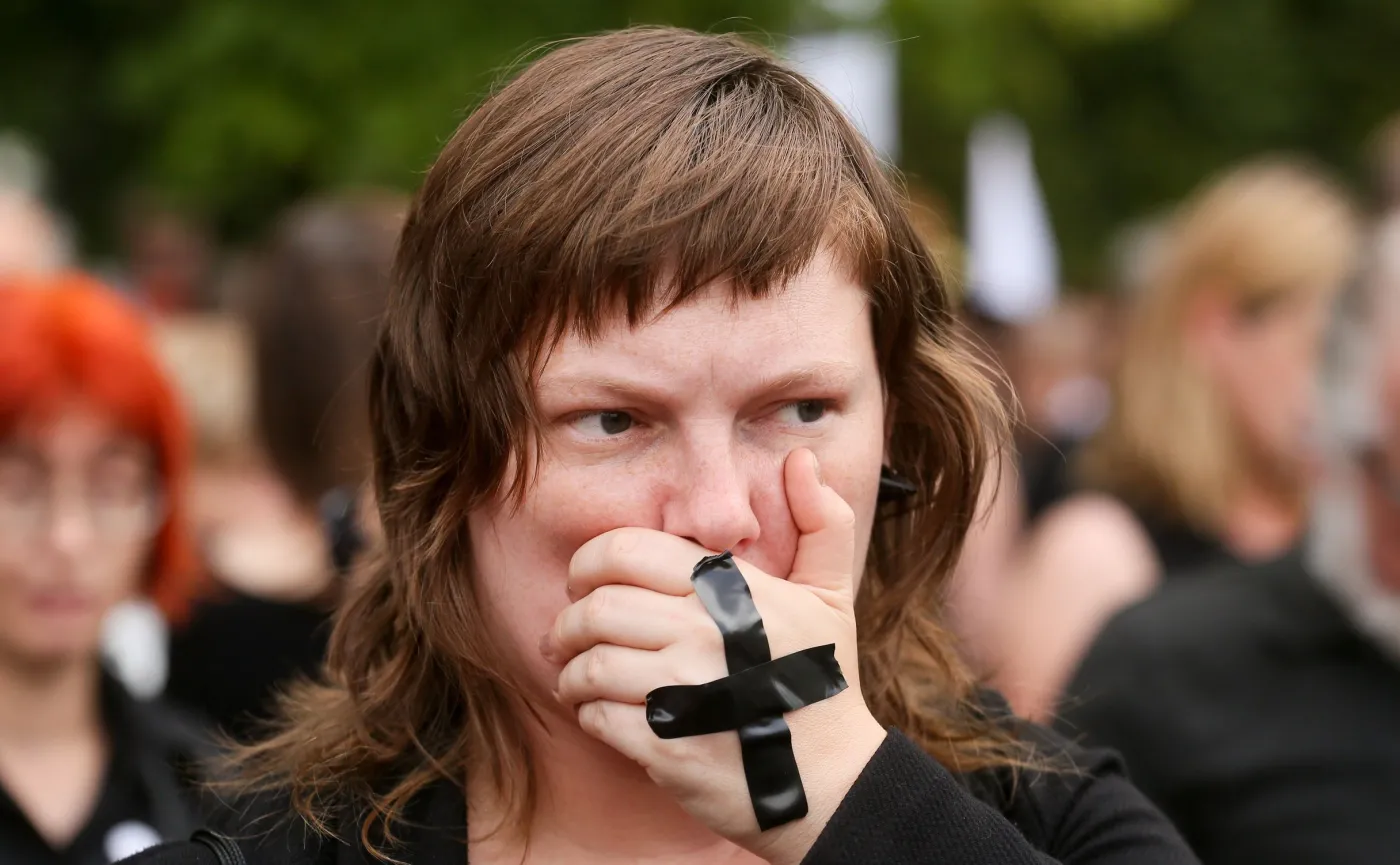 9257120-protest-kod-przed-sejmem.jpg