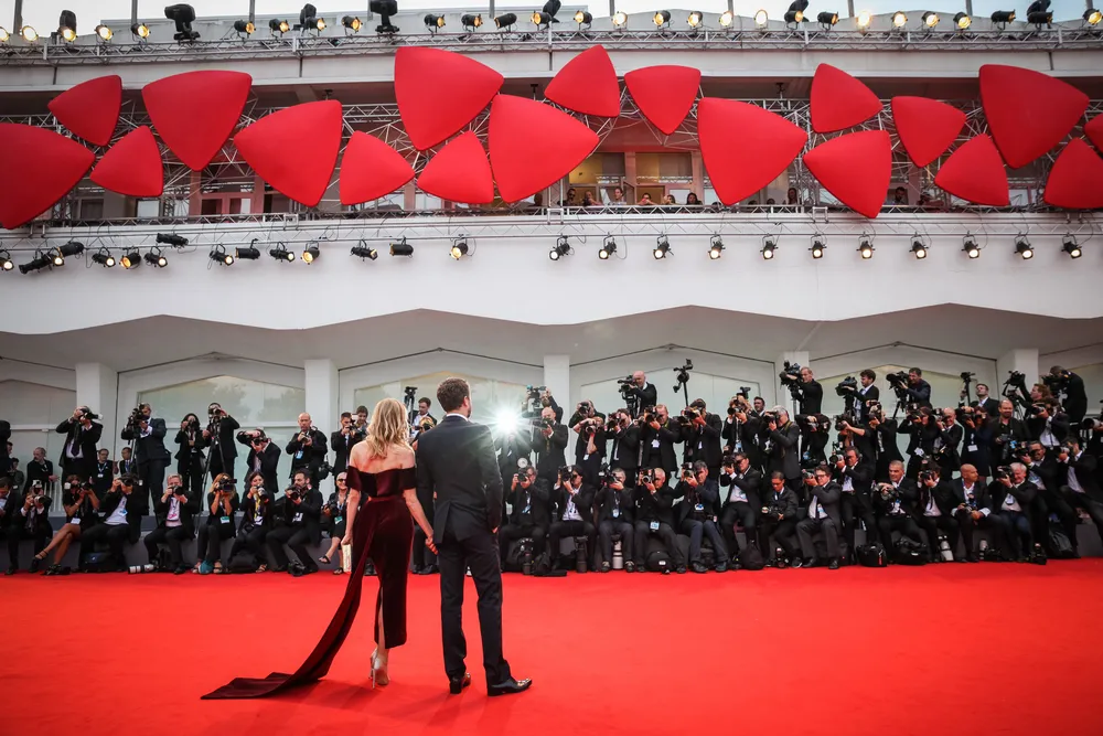 Czerwony dywan w Wenecji. Tak w 2015 pozowali Diane Kruger oraz Joshua Jackson