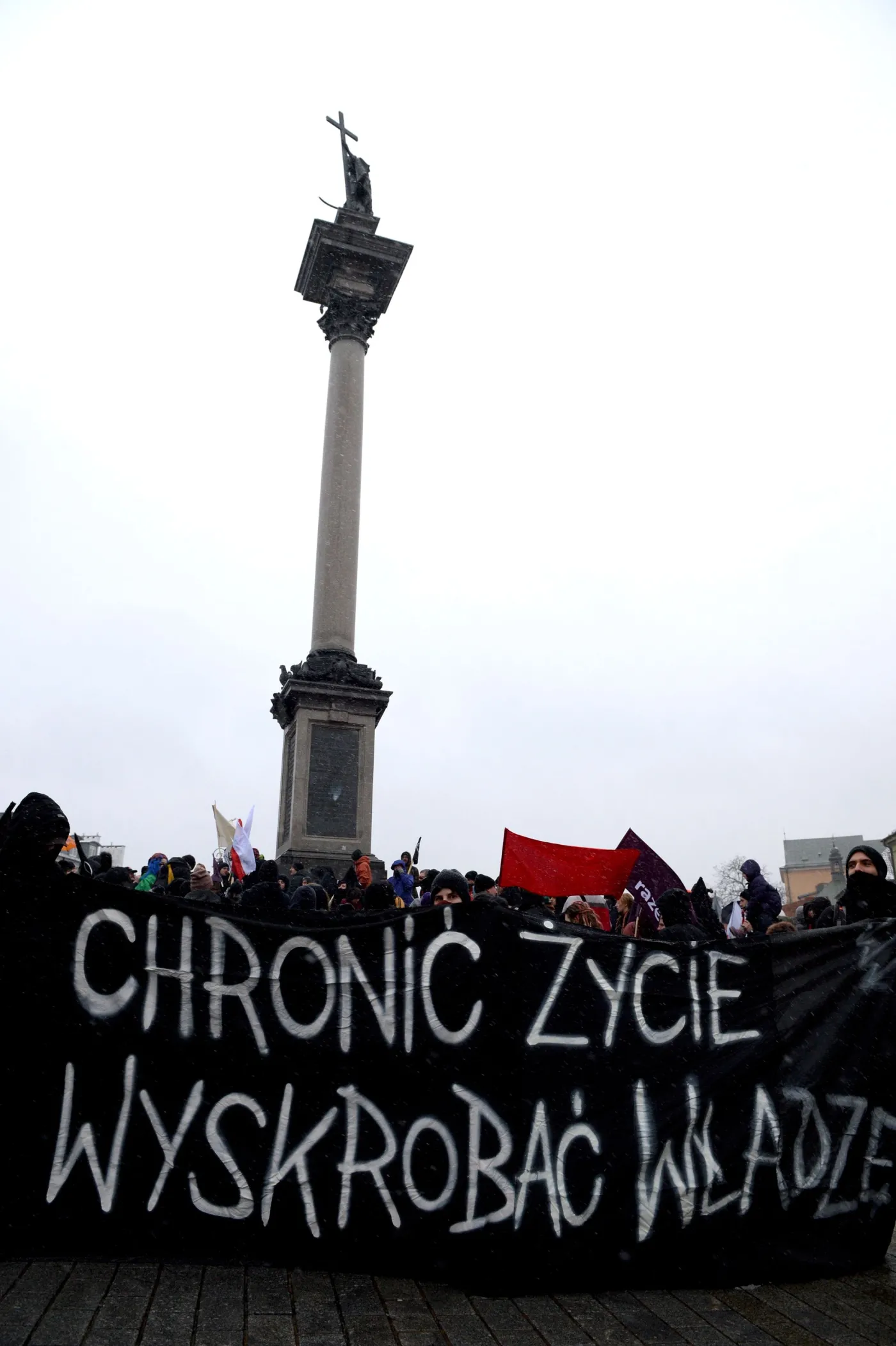 9604513-marsz-antyfaszystowski.jpg