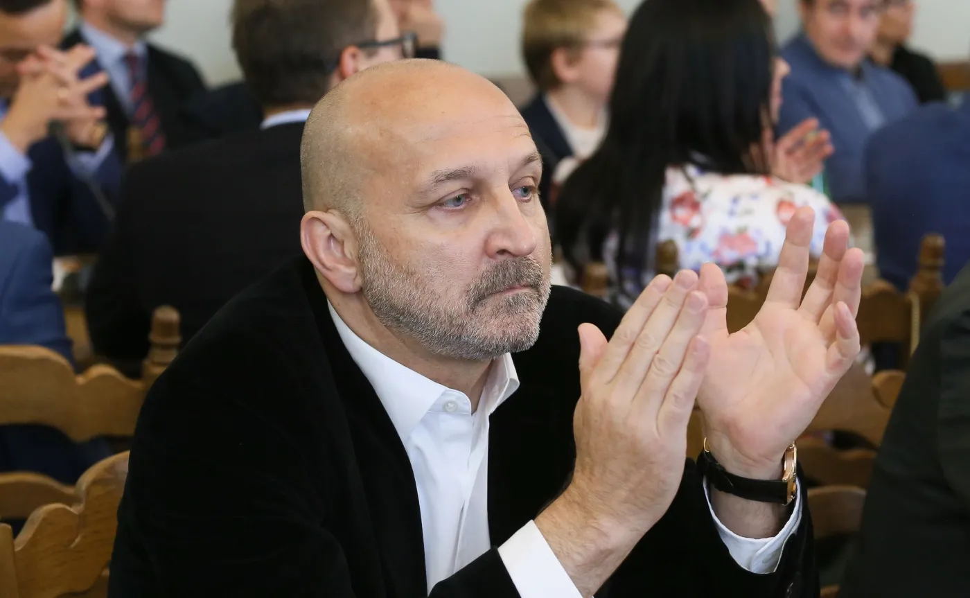 9608963-kazimierz-marcinkiewicz.jpg