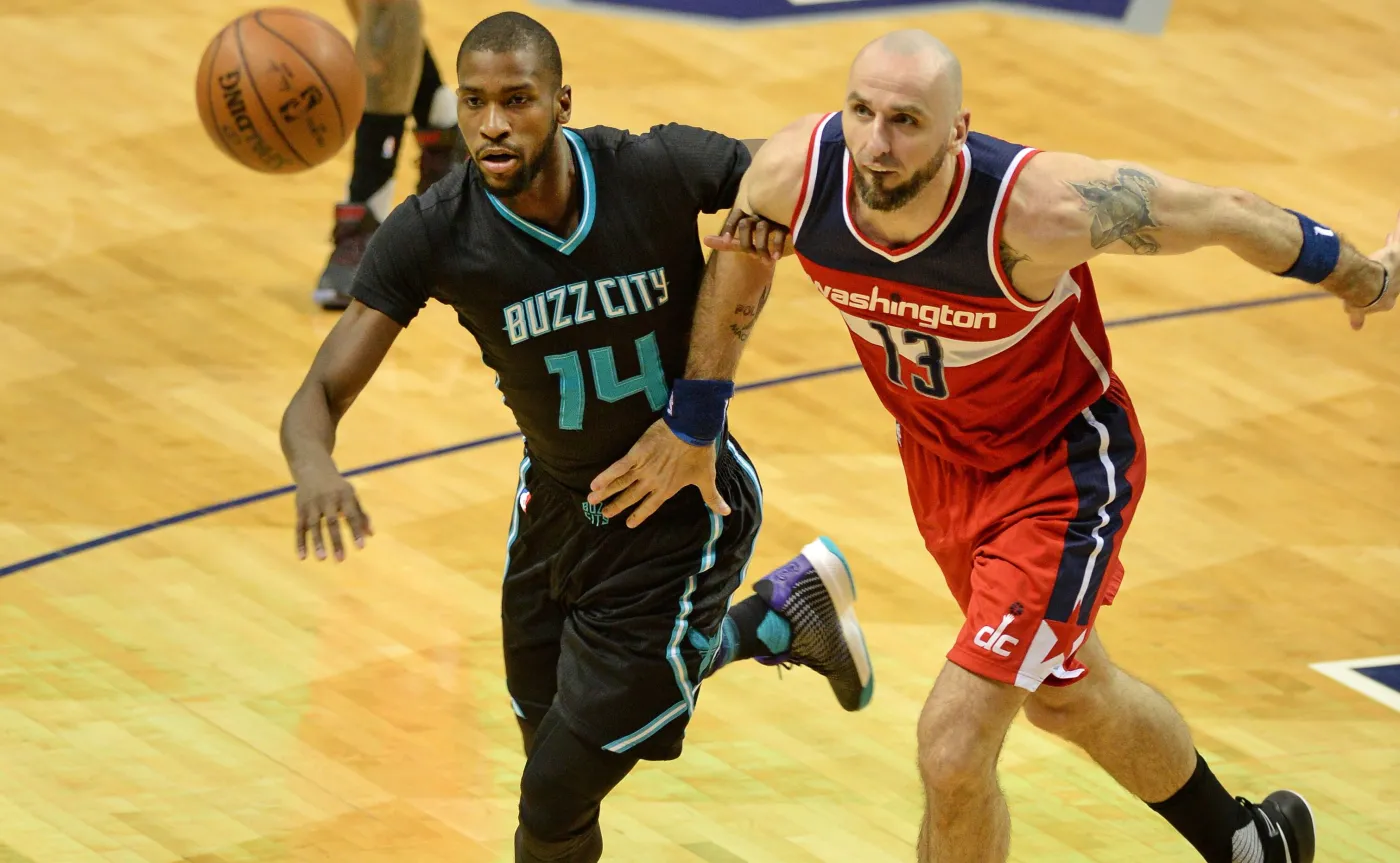 Marcin Gortat (z prawej)